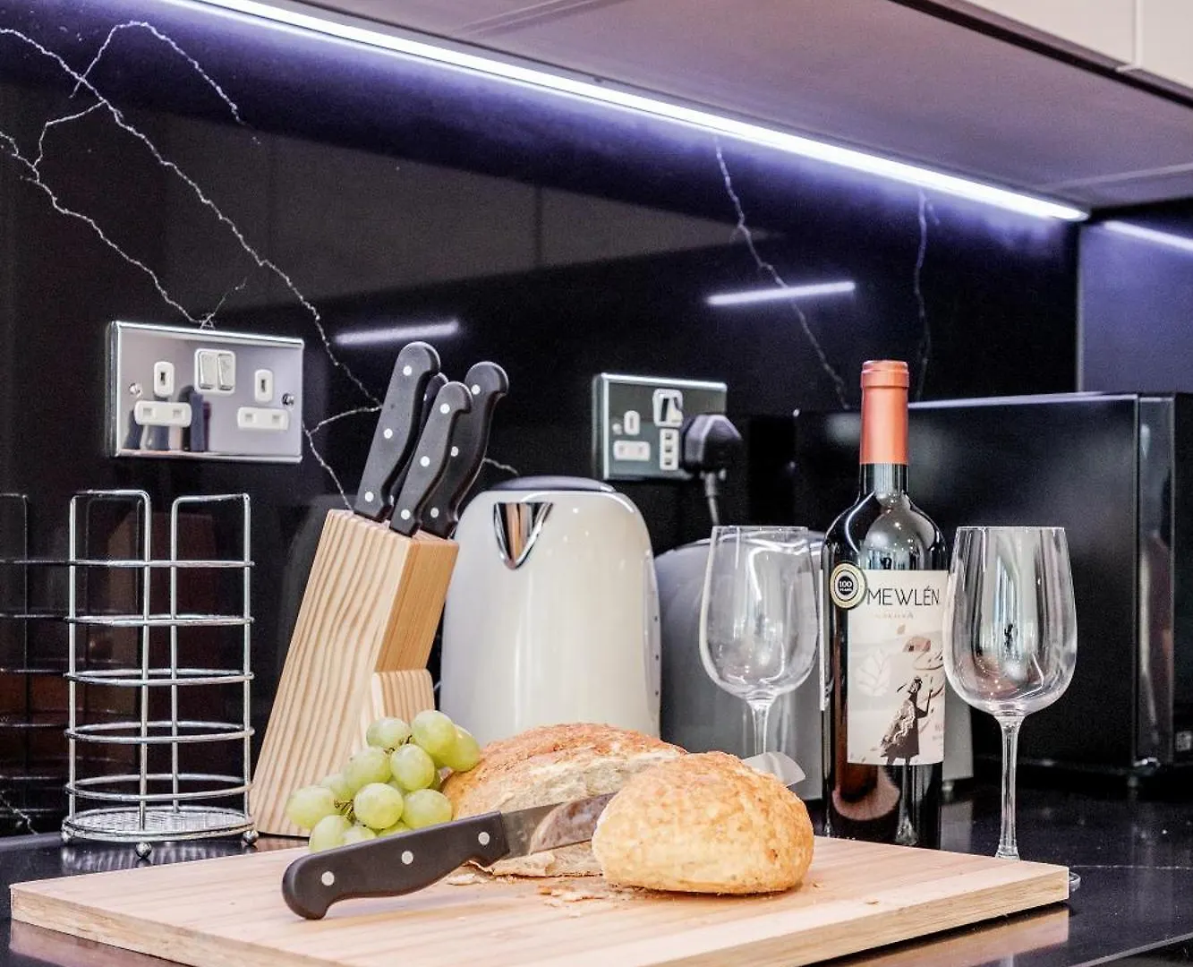 New Riverside Apt Sleeps 5 Easy To Tour London United Kingdom
